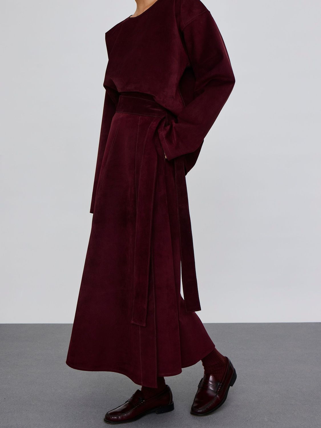 TRENCH COAT