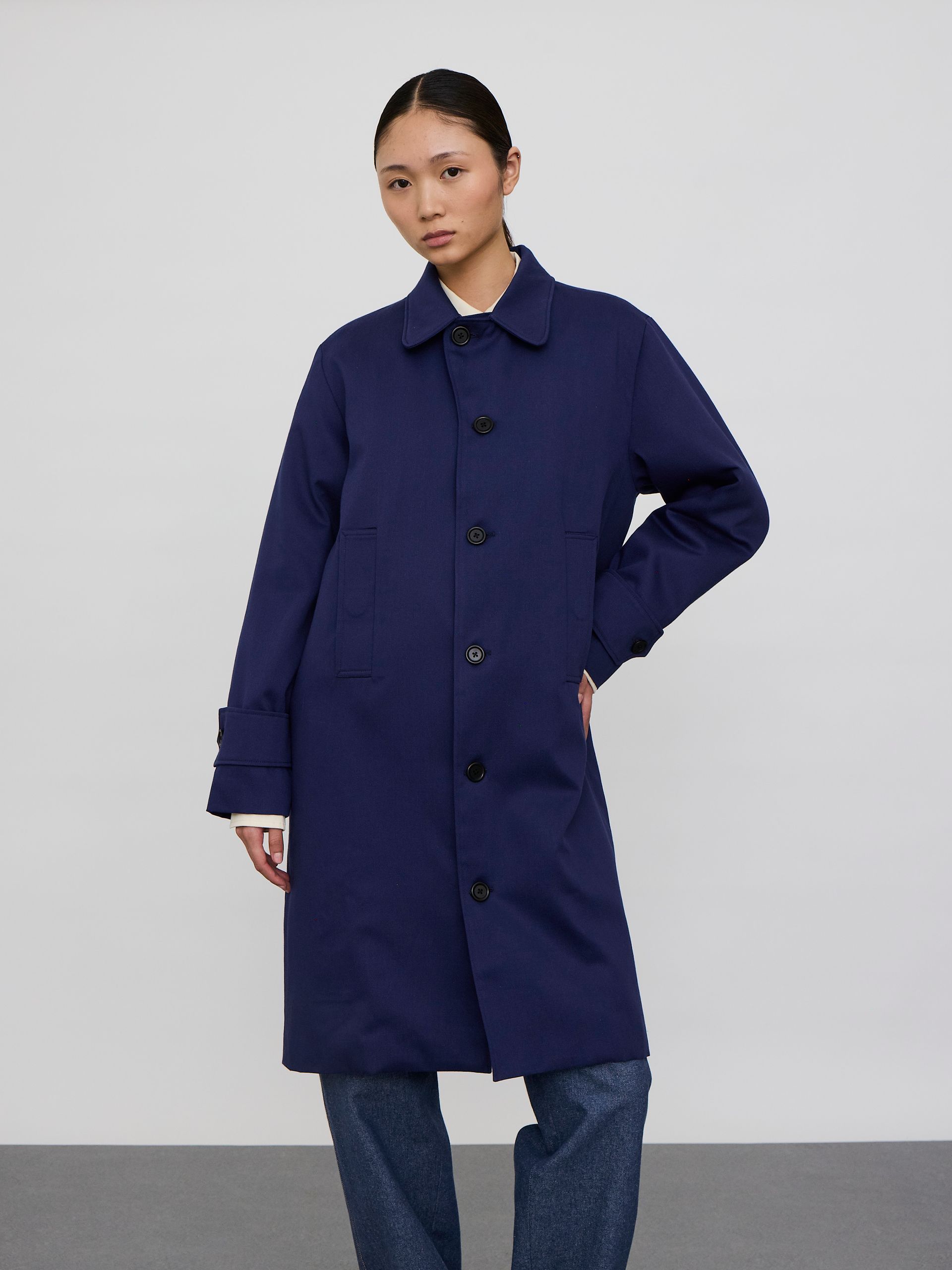TRENCH COAT