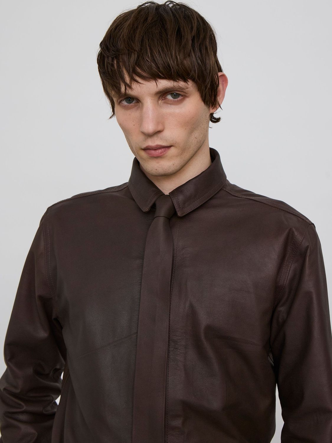 TIE BROWN
