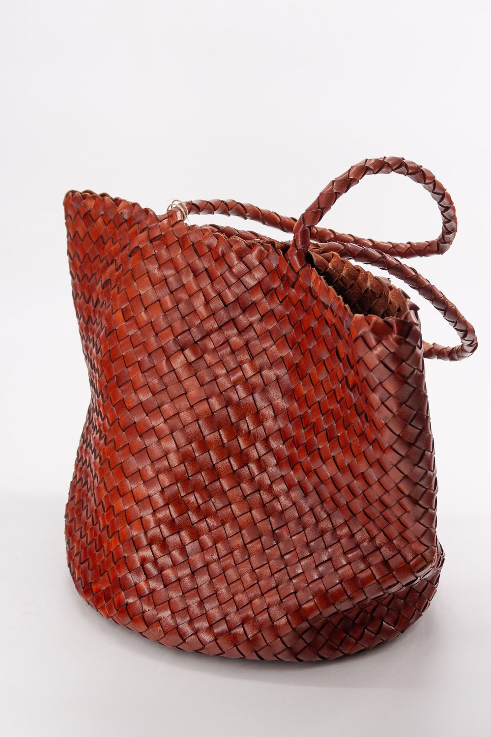 LEATHER INTRECCIATO COGNYAC