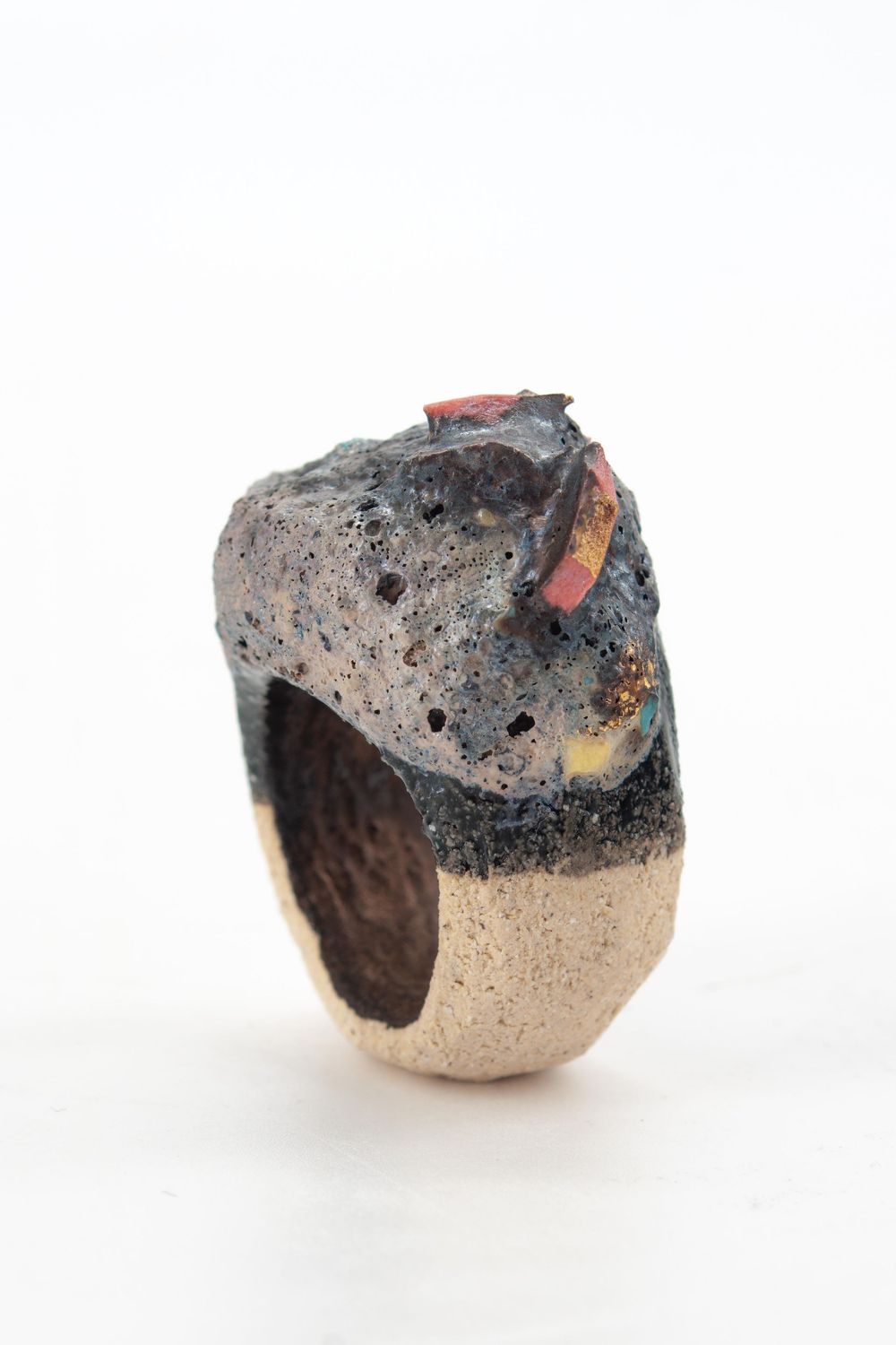 RING 012 BY TRINIDAD CONTRERAS