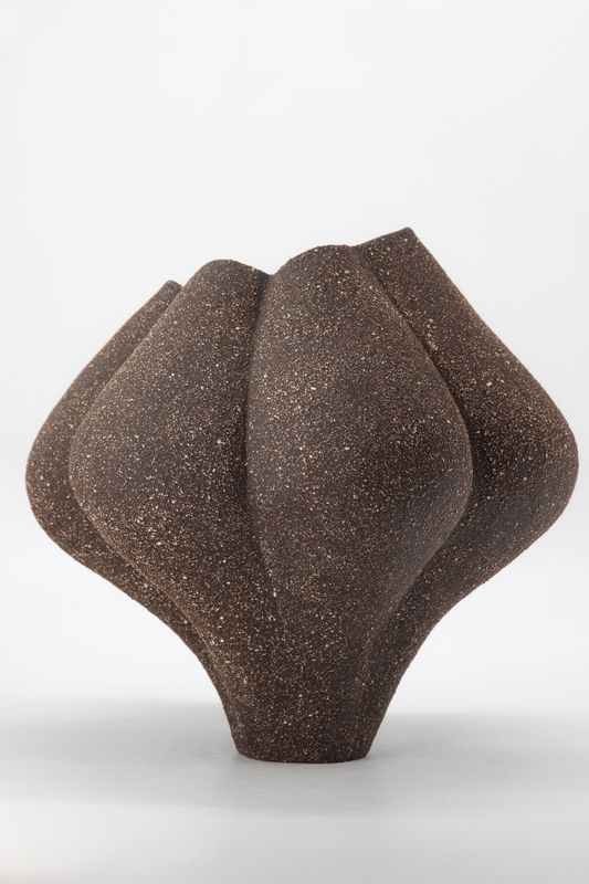 NARCISSUS SCULPTURAL BLACK