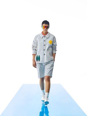 JACKETS & WAISTCOATS