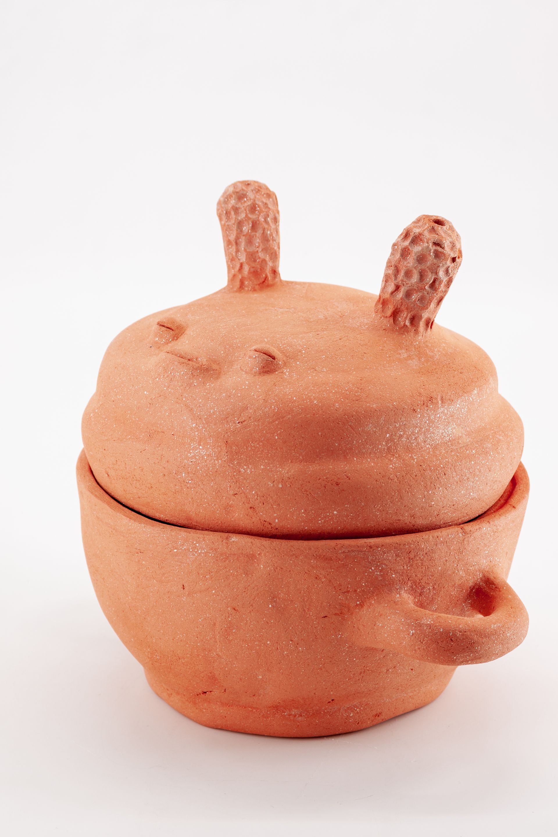 ​HANDMADE CERAMIC SOUP TUREEN BY MERITXELL DURÁN