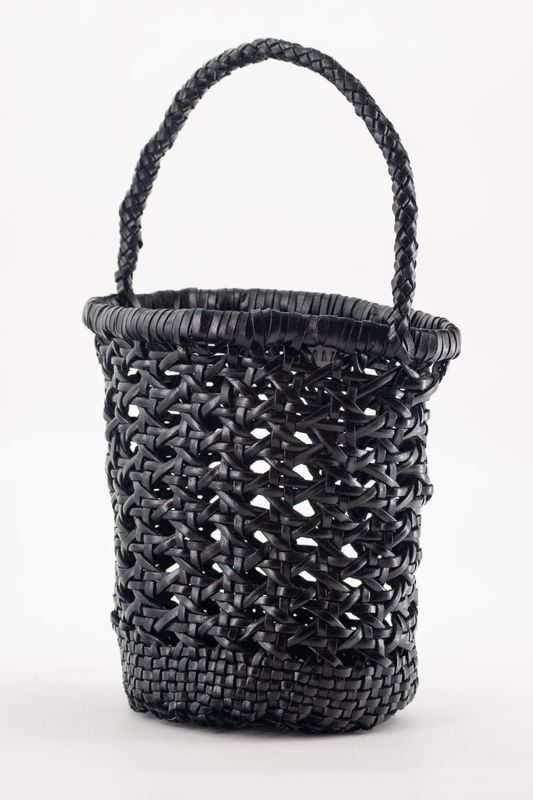 Leather Crossbody Chesca Black