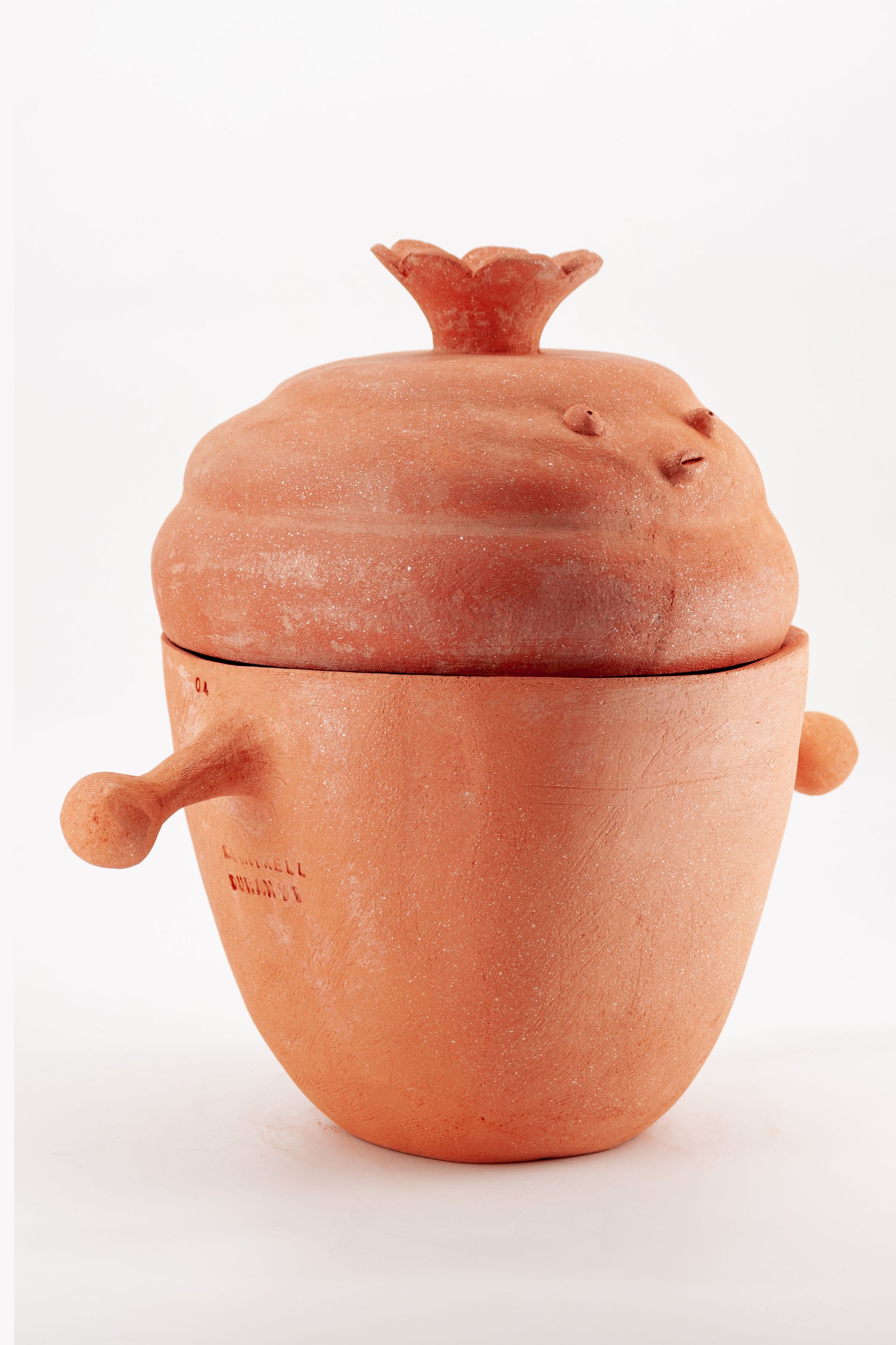 ​HANDMADE CERAMIC SOUP TUREEN BY MERITXELL DURÁN