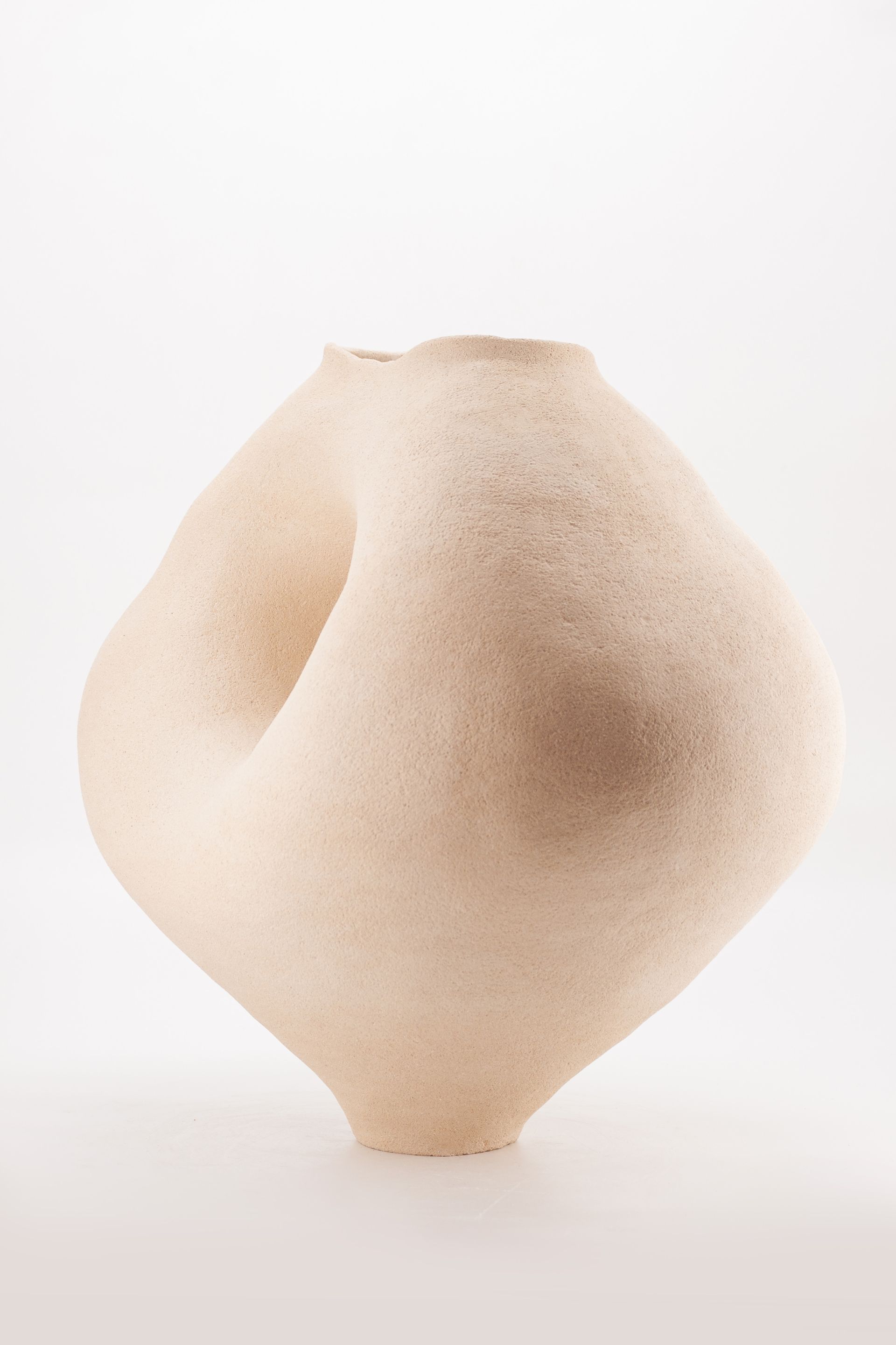 CERAMIC VESSEL BY JOR CERAMICS N73