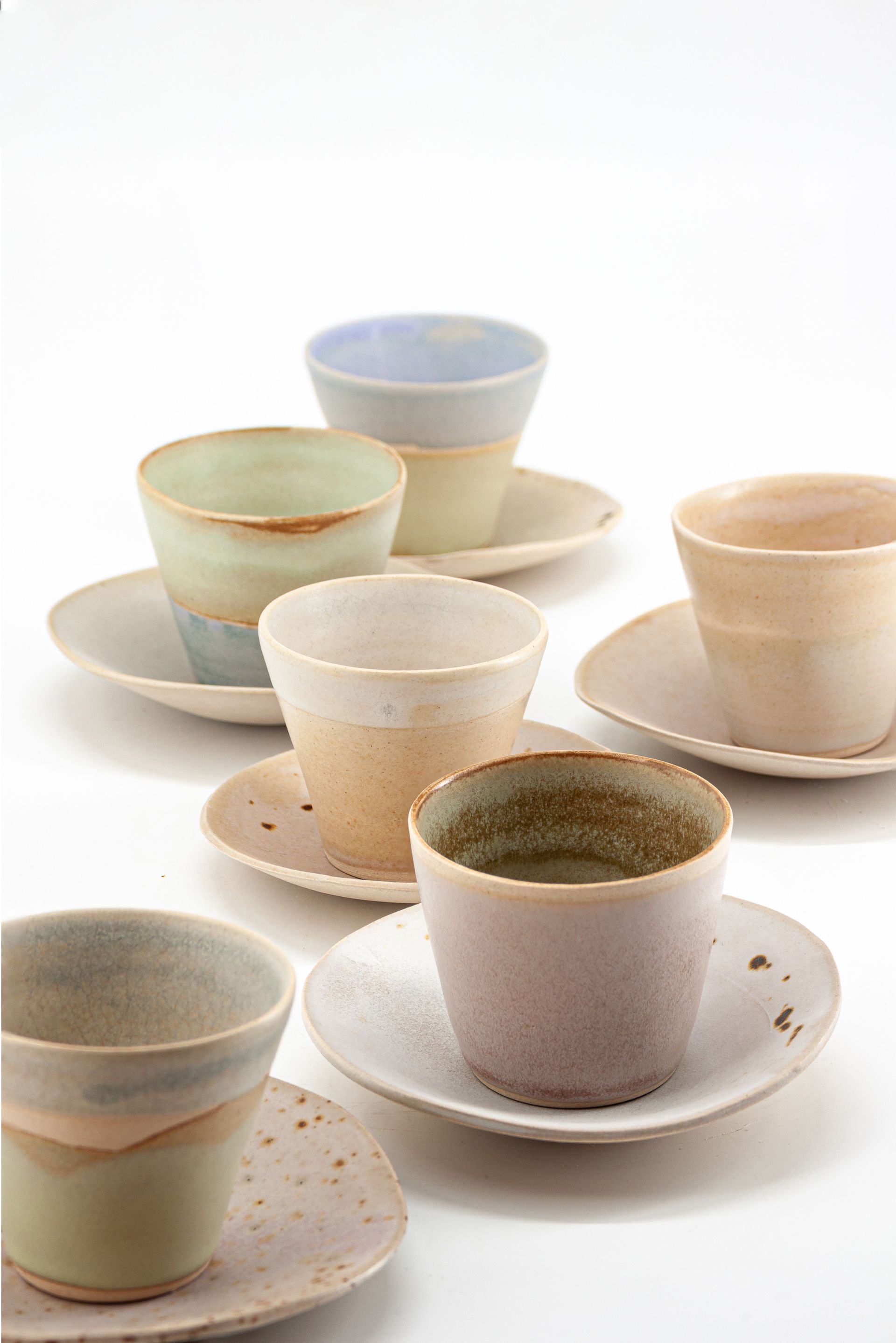 SMALL PLATE BY VICTORIA DE VILLALONGA