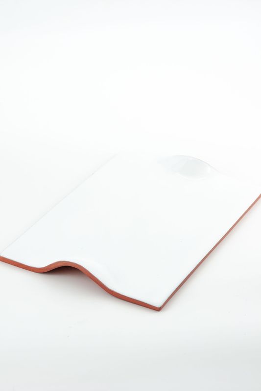 WHITE LONG TRAY BY CERÁMICAS MUNDET