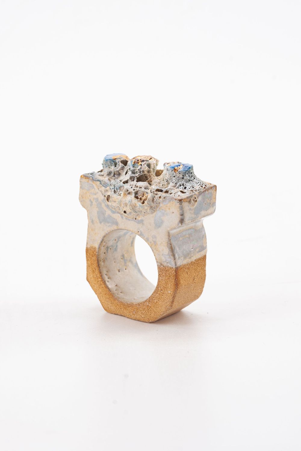 Ring No. 18 — Trinidad Contreras