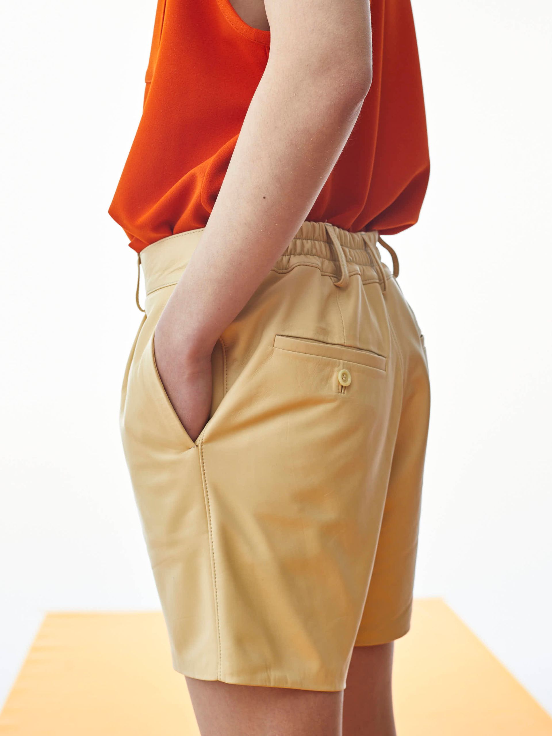 LEATHER BERMUDA