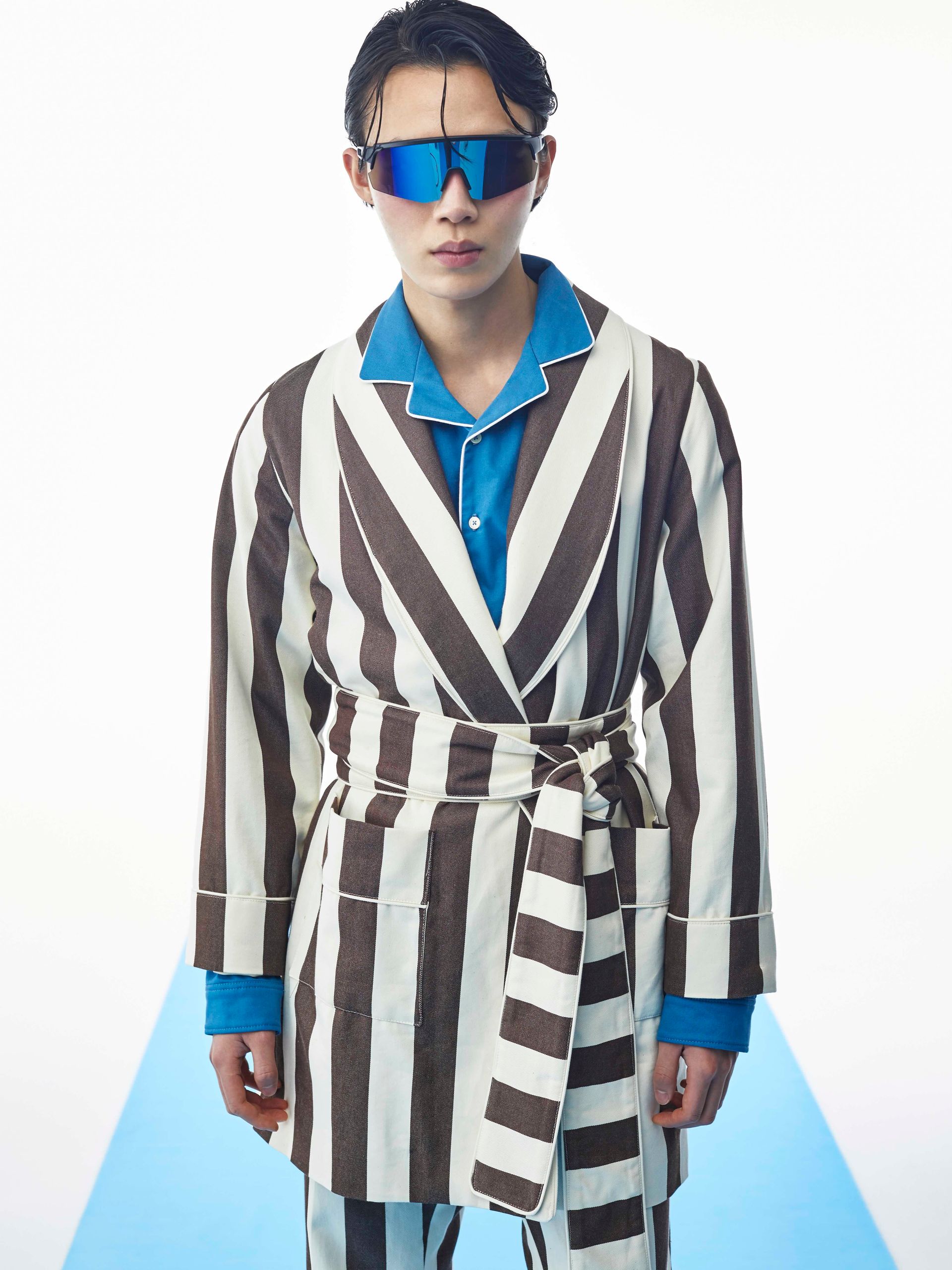 DRESSING GOWN