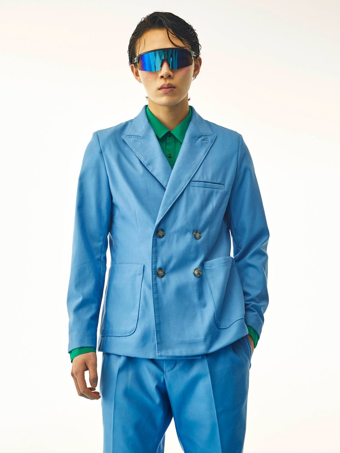 DOUBLE-BREASTED BLAZER