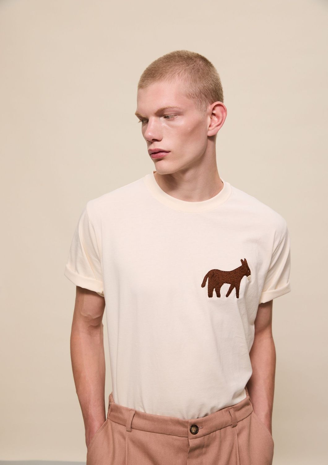 EMBROIDERED DONKEY T-SHIRT