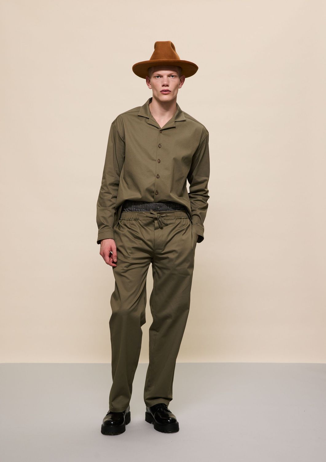 OLIVE GREEN SHIRT OLIVE GREEN SHIRT