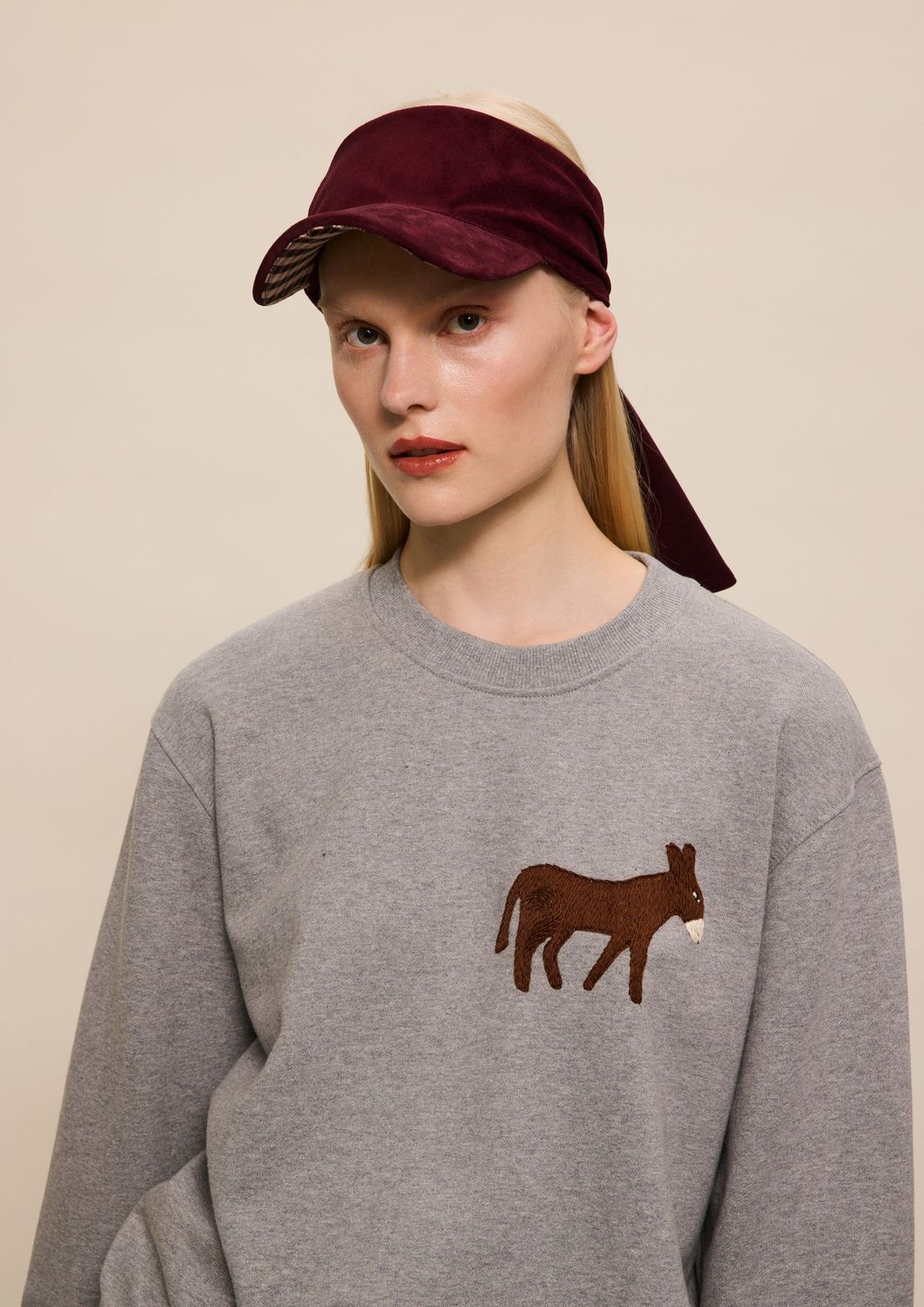 GREY DONKEY EMBROIDERED SWEATSHIRT