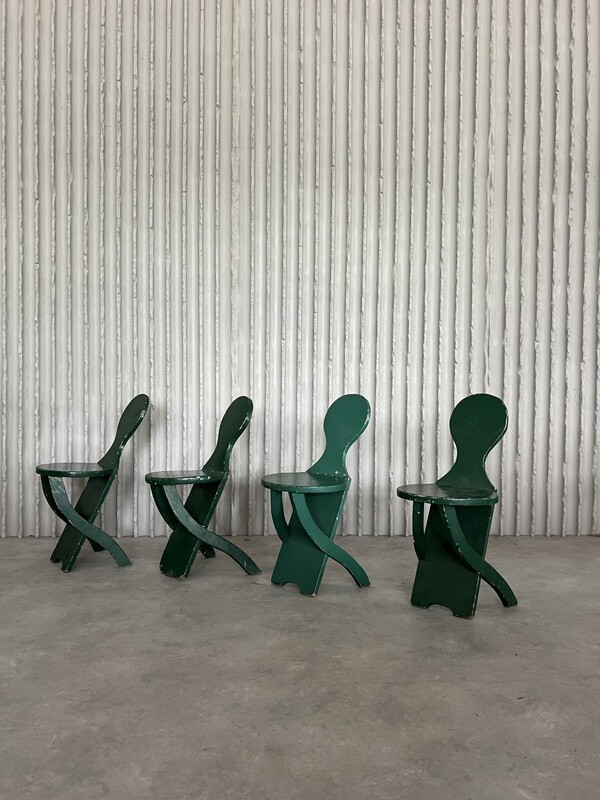 Set of 4 arts & crafts wooden children’s chairs