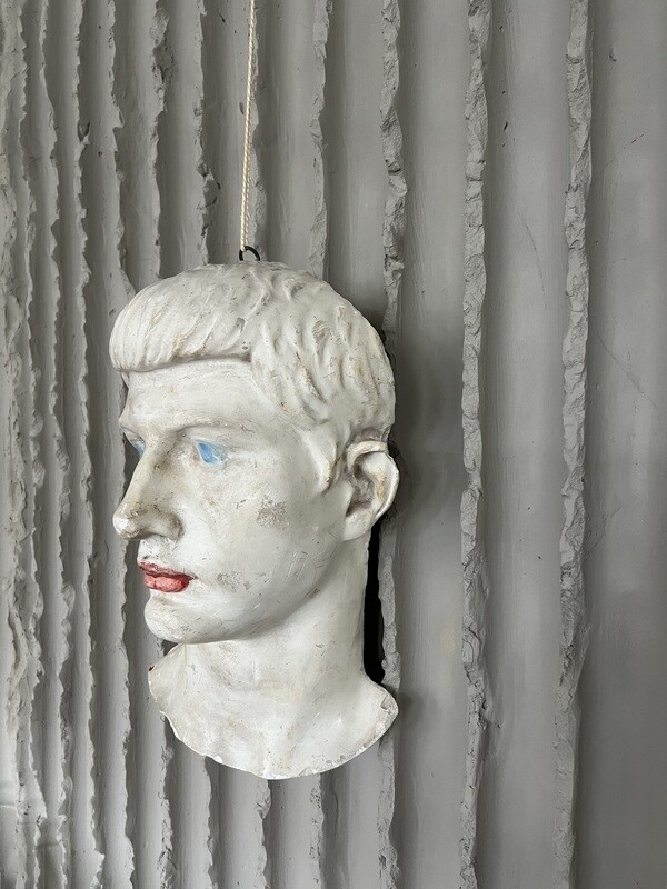 Velvet underground/Pop-art plaster mask of a androgynous figure
