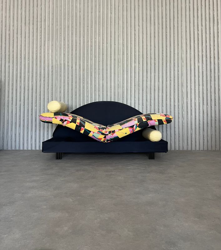 Notorius sofa by Arcon Italy
