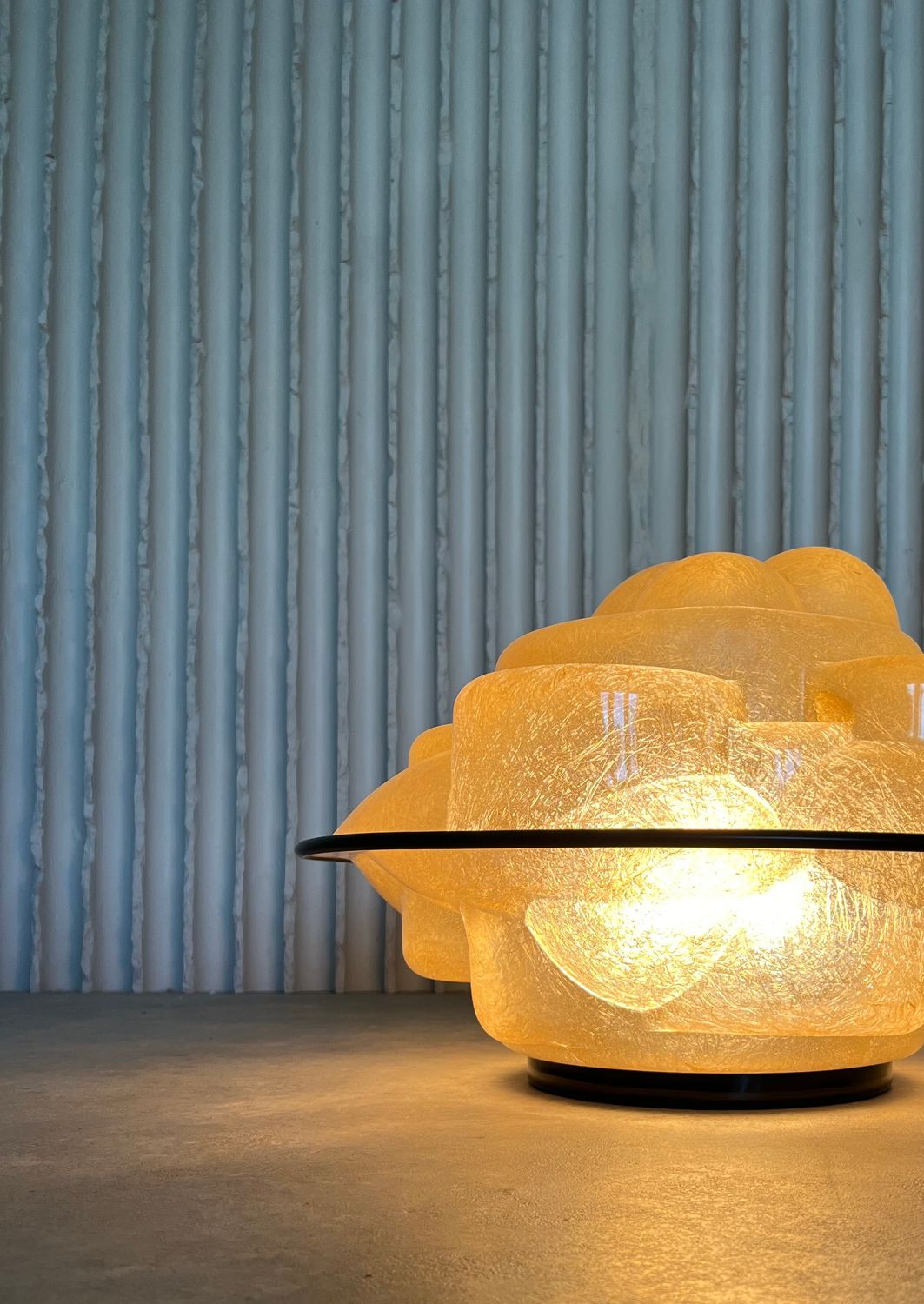 Profiterole lamp, Martinelli luce, Sergio Asti, Vintage Italian lighting, 1970s fiberglass lamp, postmodern design lamp