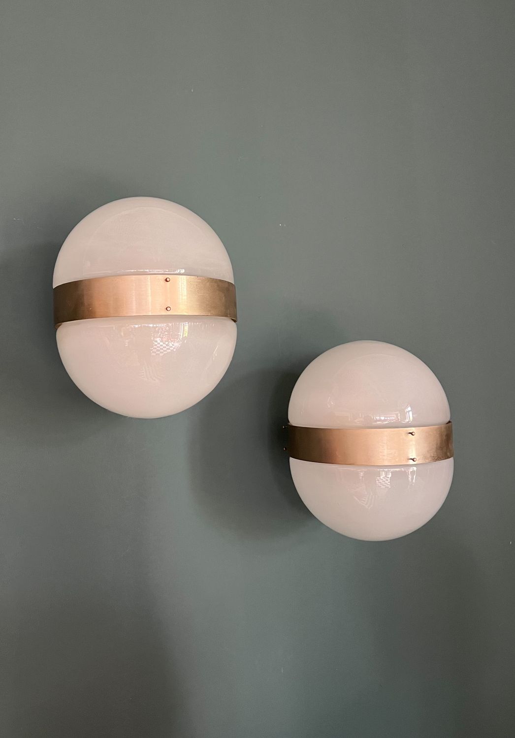 Clio Wall Sconce by Sergio Mazza for Artemide (6 available)