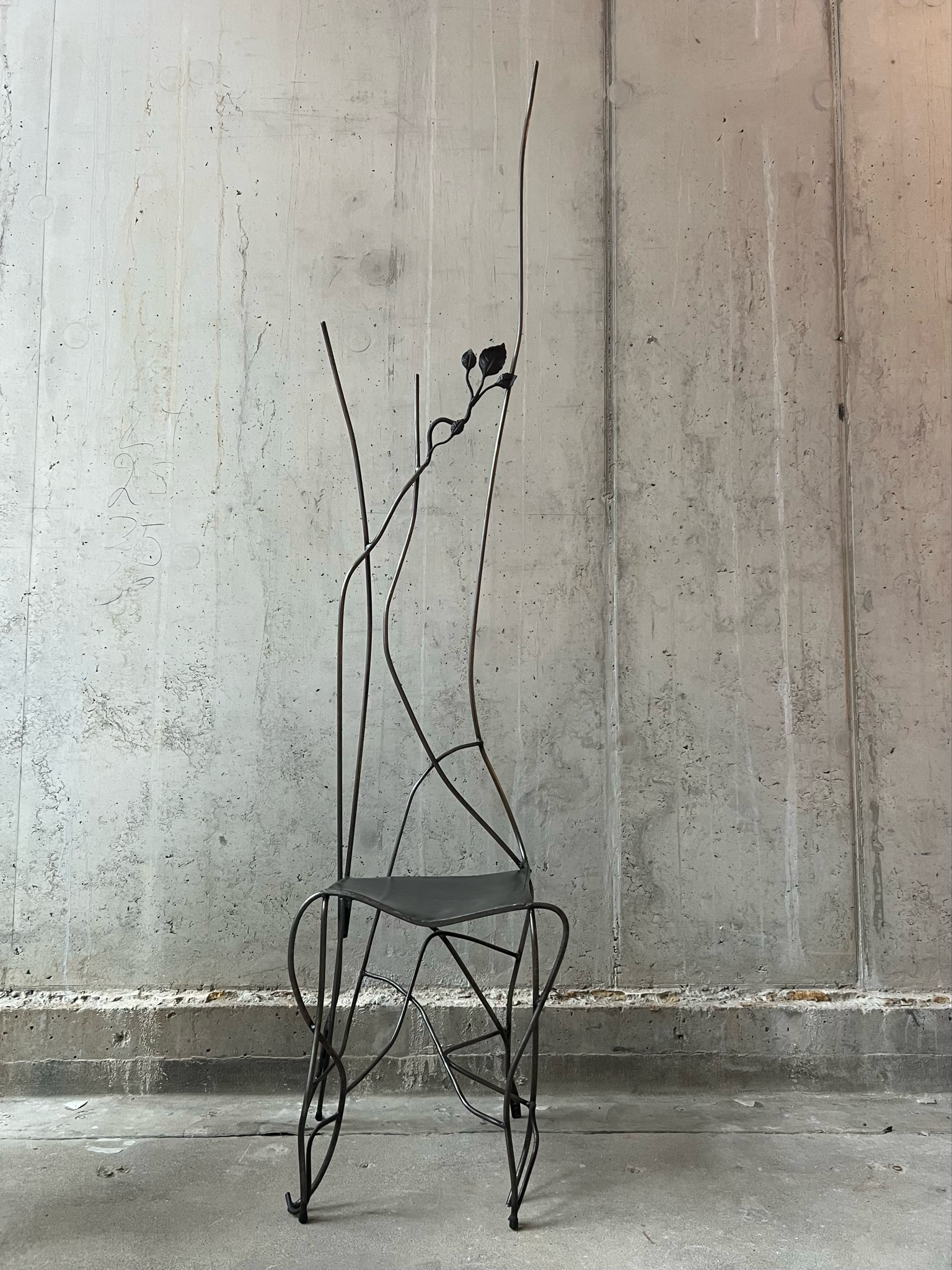 Handmade sculptural metal chair 1980s