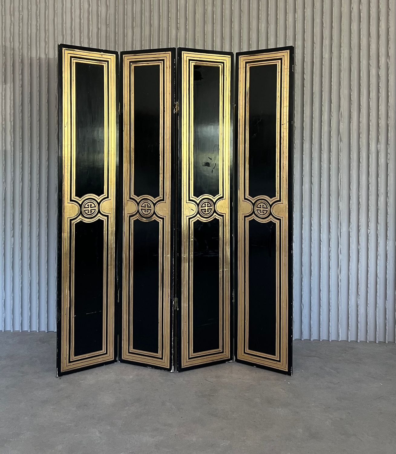 Elegant Vintage French Room Divider – Black Lacquer & Gold Leaf Detail