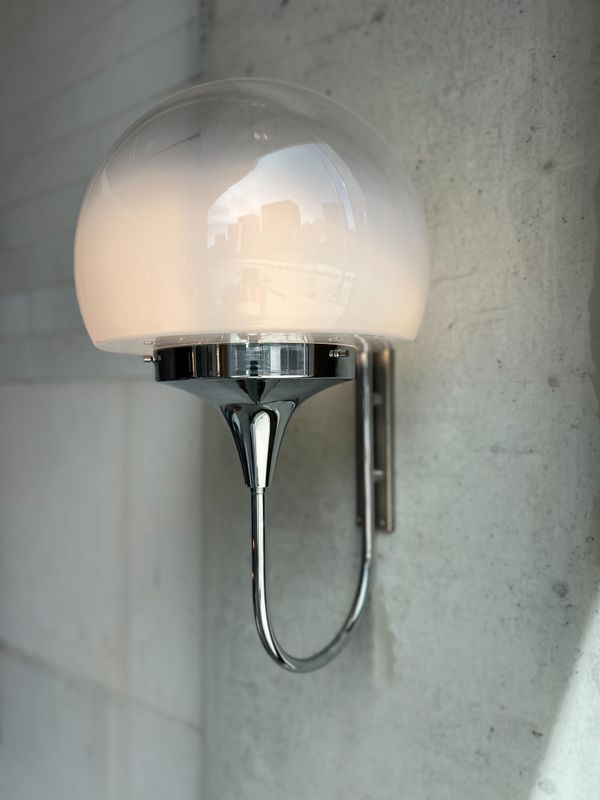 Italian wall lamp - gradient glass globe - 3 available