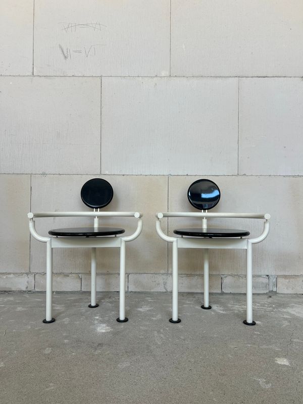 Set of Italian Memphis style chairs