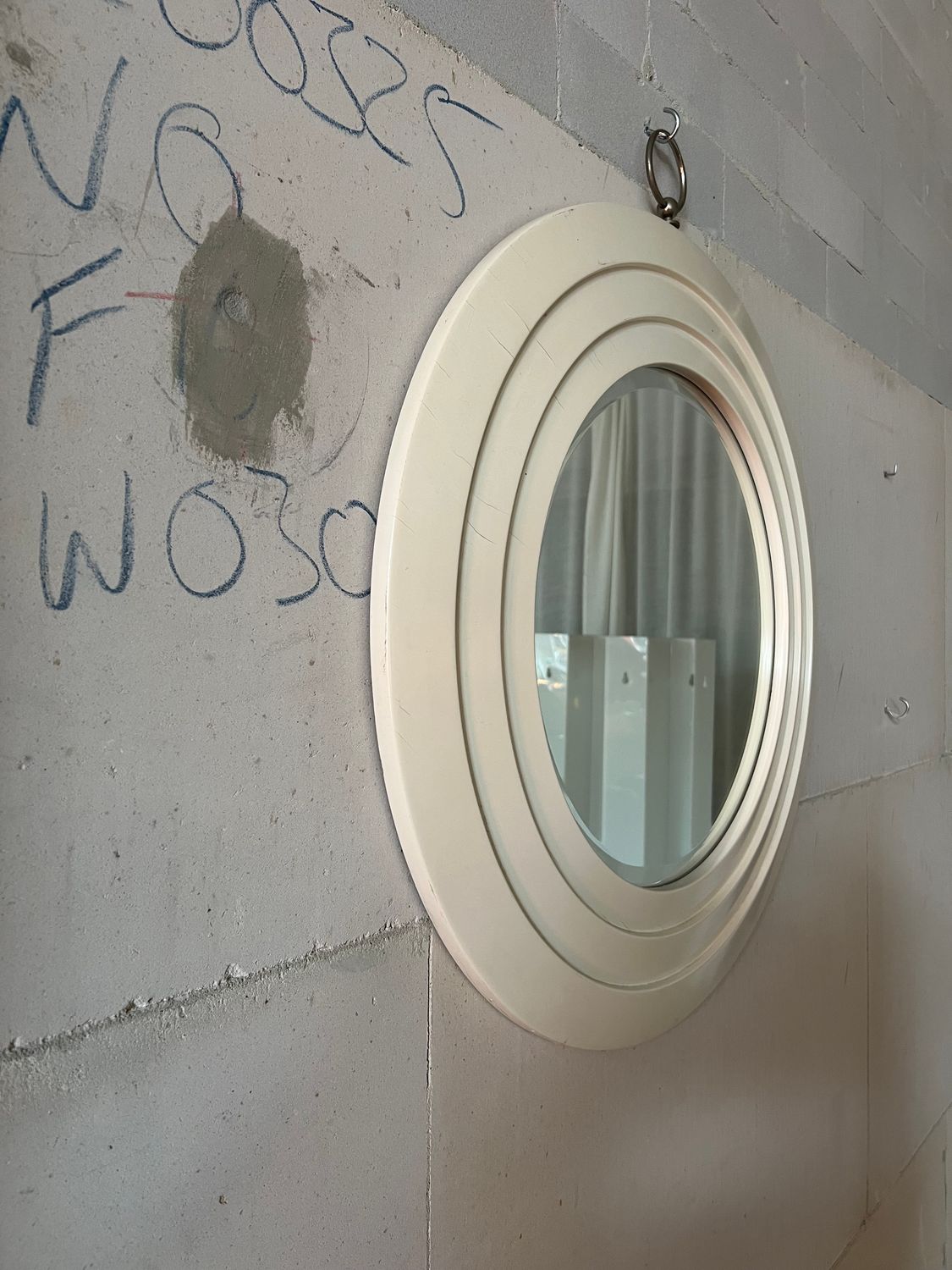 Italian Round Mirror – Sculptural Concentric Frame