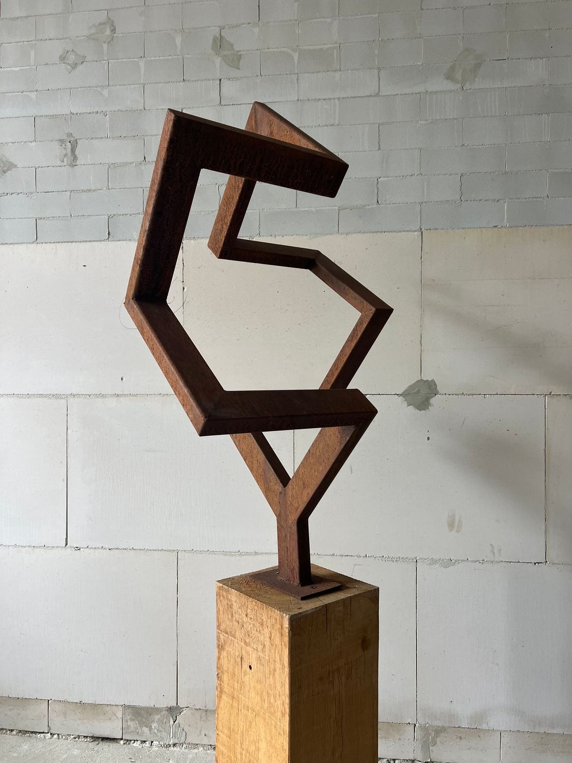 Sculpture “Balance”. a 1970s geometric abstraction in steel Sculpture “Balance”. a 1970s geometric abstraction in steel