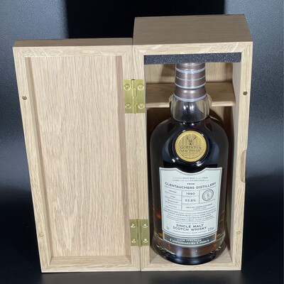 Glentauchers 1990/2021 -
GM CC - 31 Jahre - 1. Fill Sherry Puncheon # 14520 - 53,8% Glentauchers 1990/2021 -
GM CC - 31 Jahre - 1. Fill Sherry Puncheon # 14520 - 53,8%