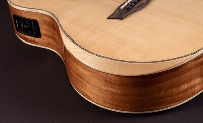 Washburn BTSC56SCE-D Acoustic Guitar