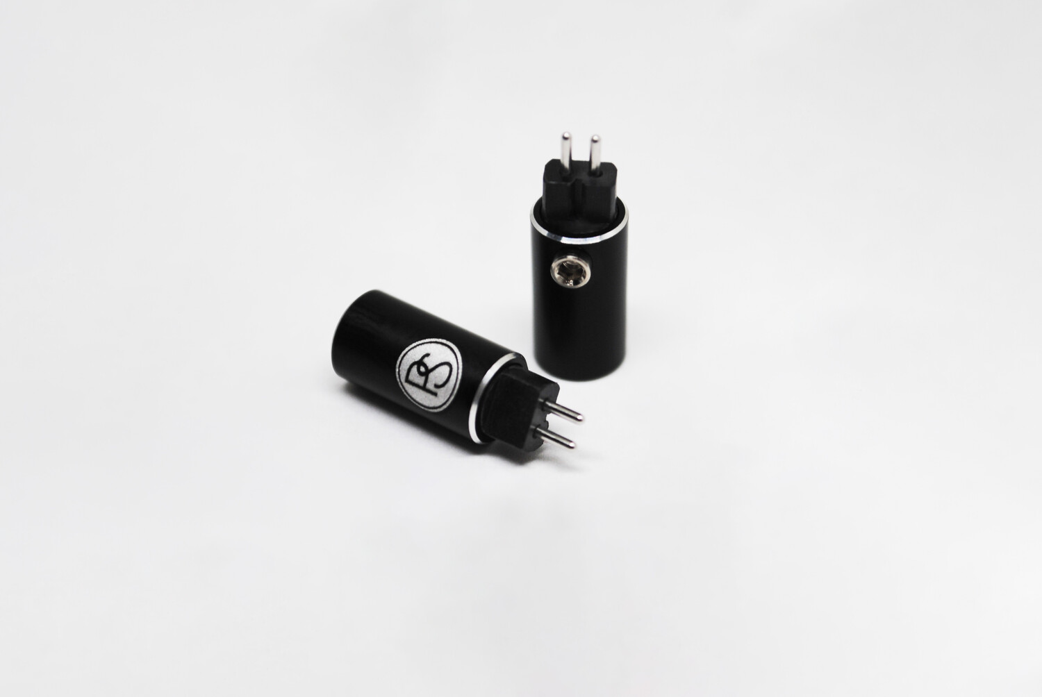 PLUSSOUND Rhodium Plated 2-Pin Connectors