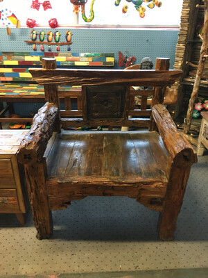 Reclaimed/distressed Furniture