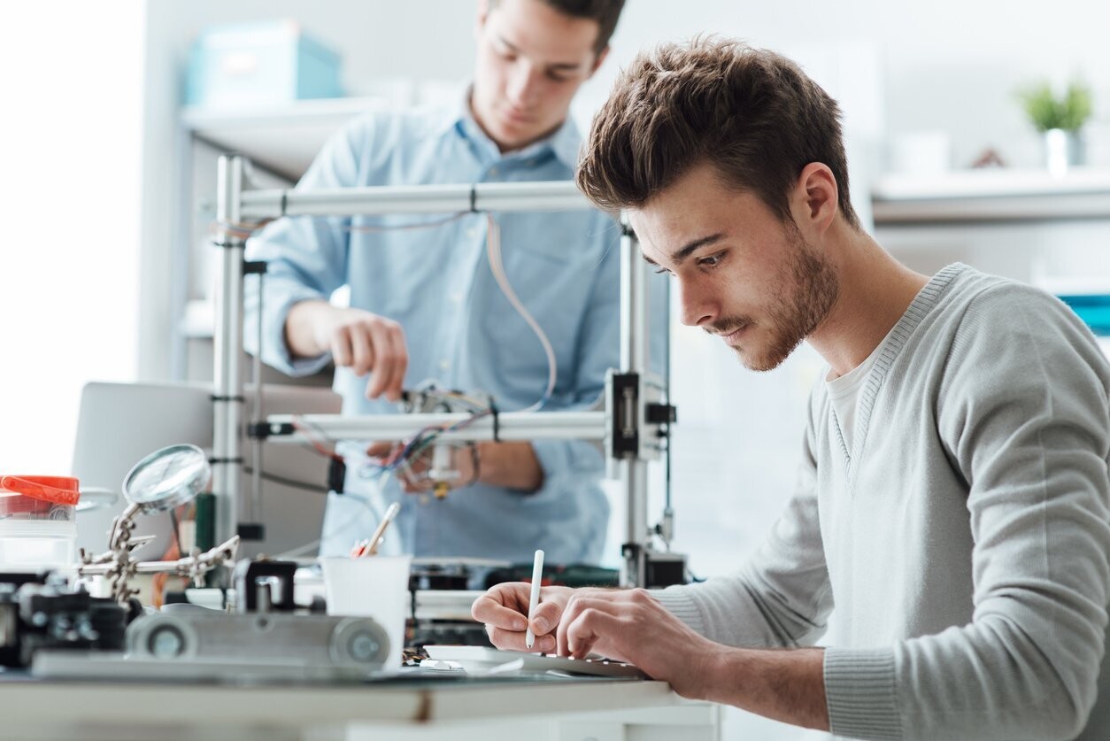 Elektronikerin oder Elektroniker für Geräte und Systeme (m/w/d) in Kiel mit Schaffenberger