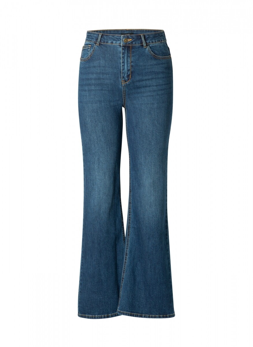 A000928 Mid Blue Denim A000928 Mid Blue Denim