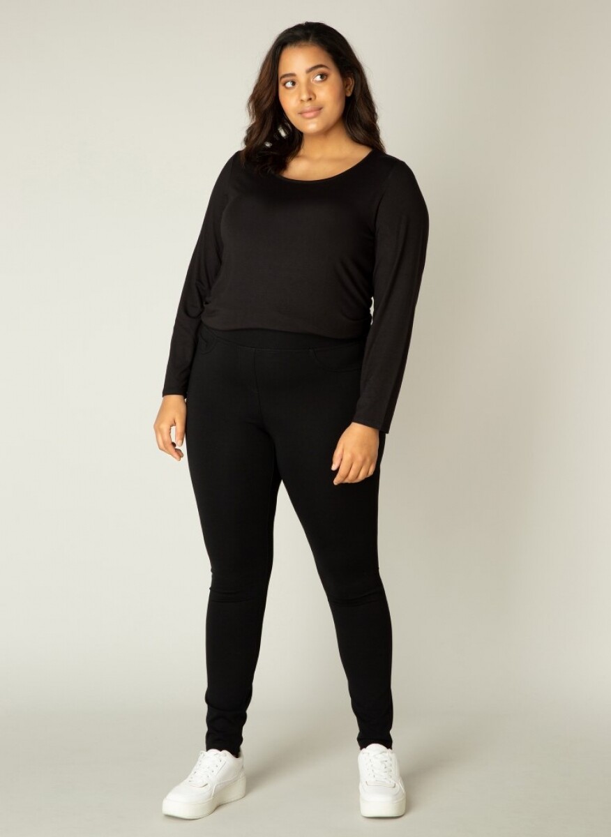 7000005 Black