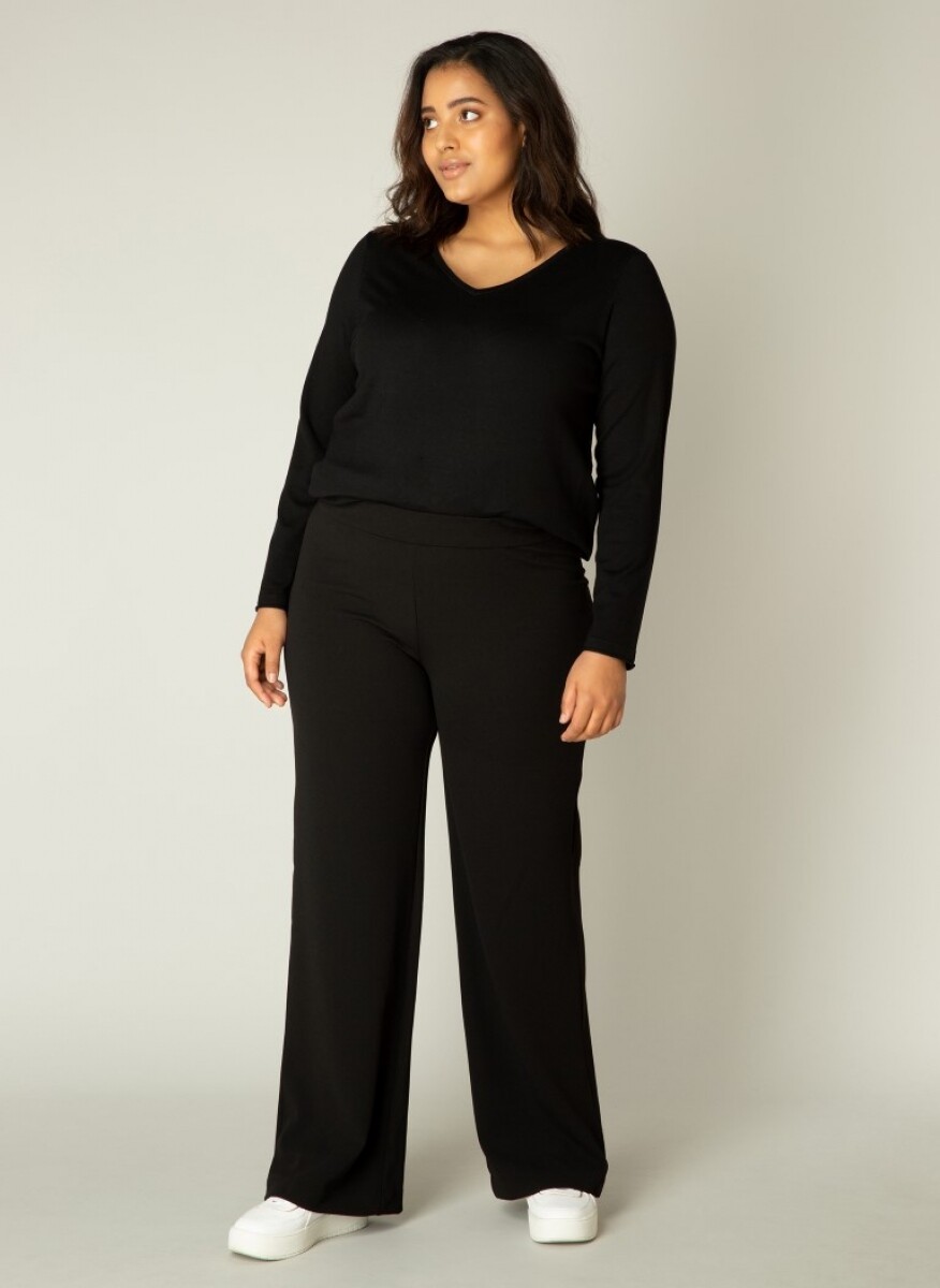 7000031 Black