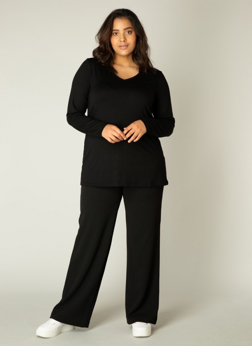 7000036 Black