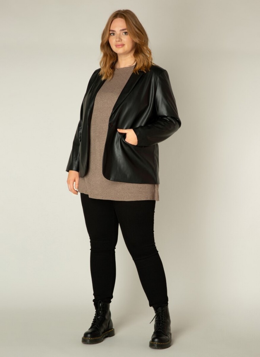 A002050 Black