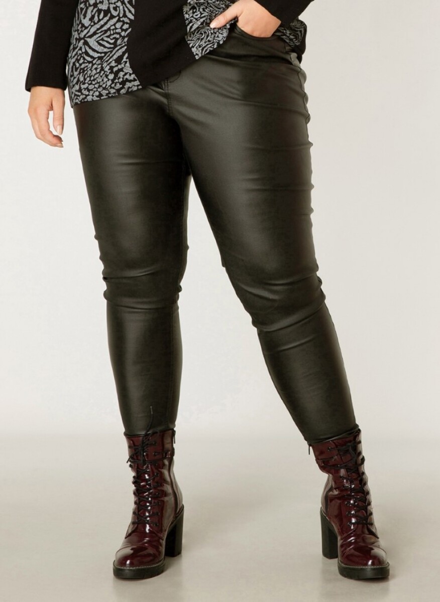 A002117 Black