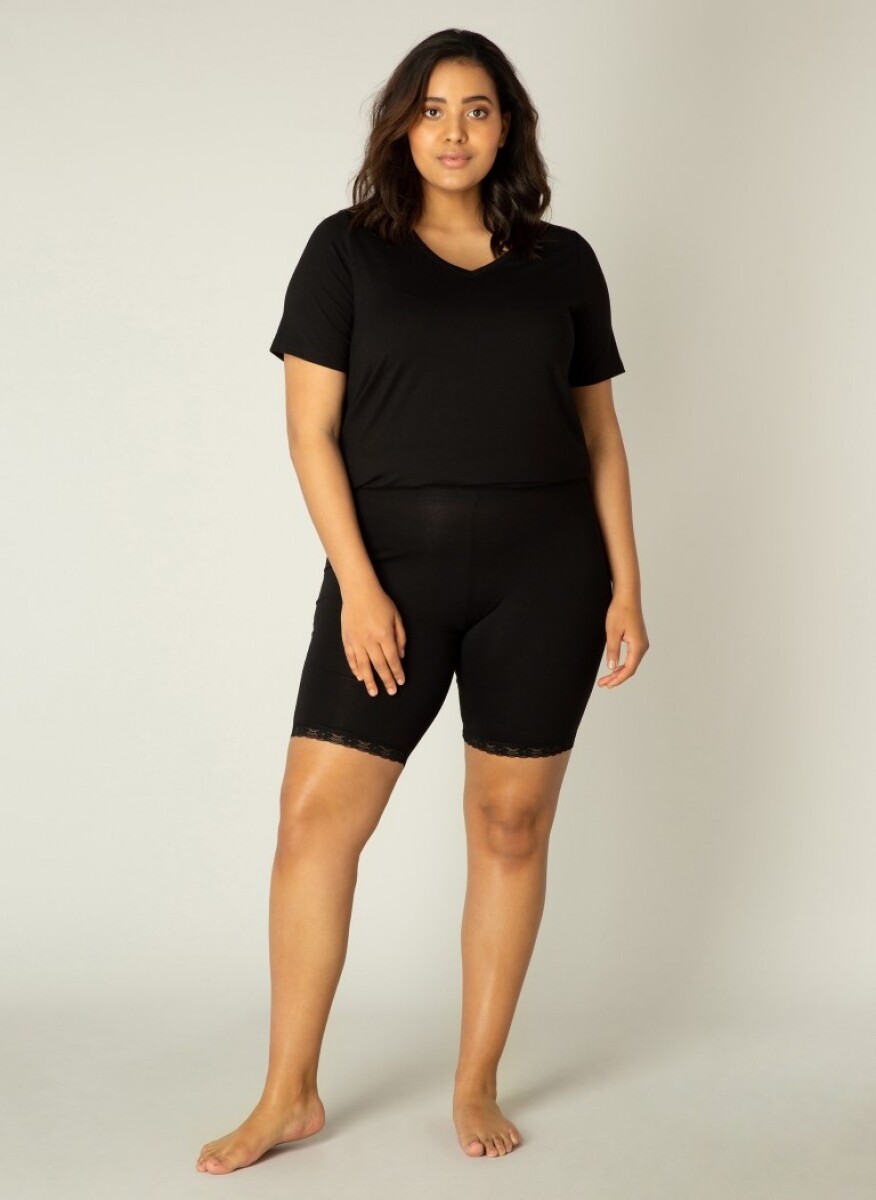 7000010 Black