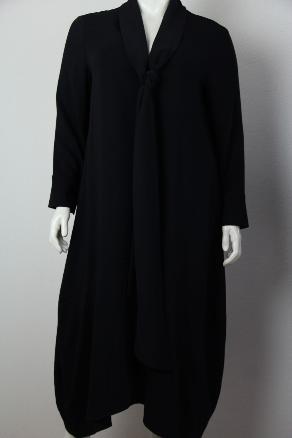 Mat jurk zwart 8201-7032