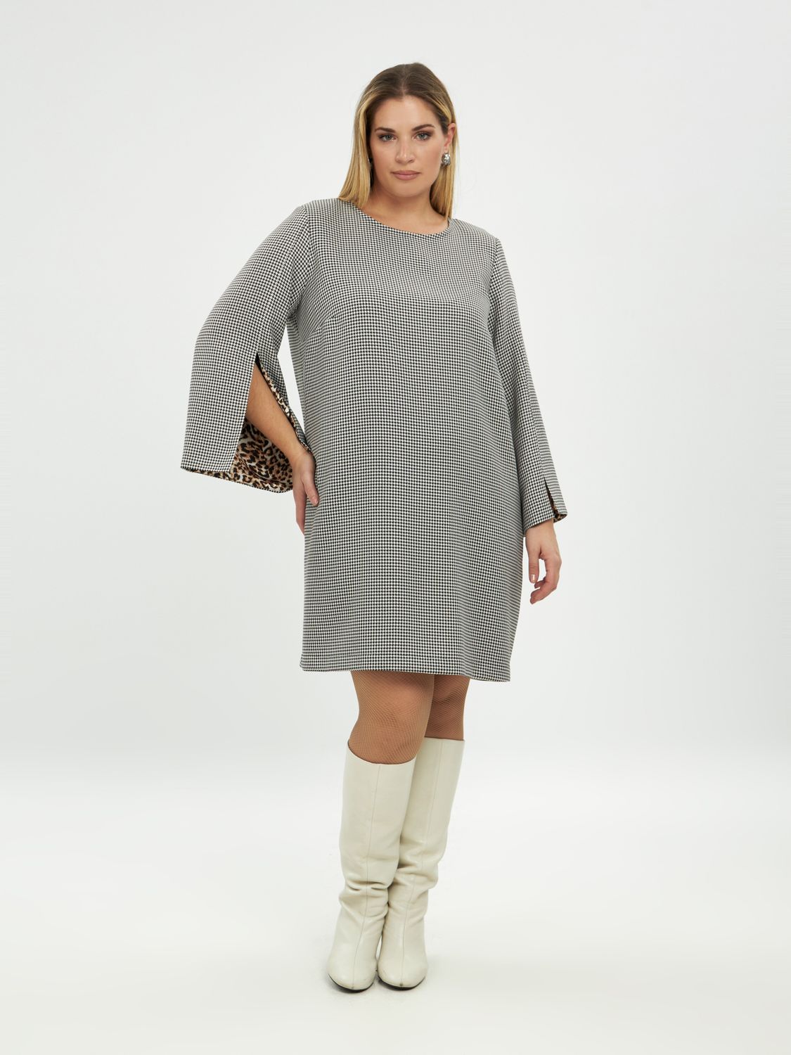 Mat jurk zwart 8201-7113