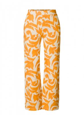 Yesta Hajar Essential Dusty Orange/Multi c A005264