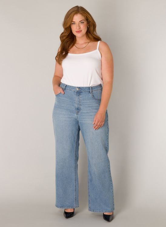 Base Level Curvy Amylia Light Blue 7000108