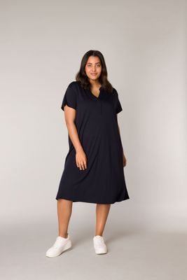 Base Level Curvy Yenna Dark Blue 7000083