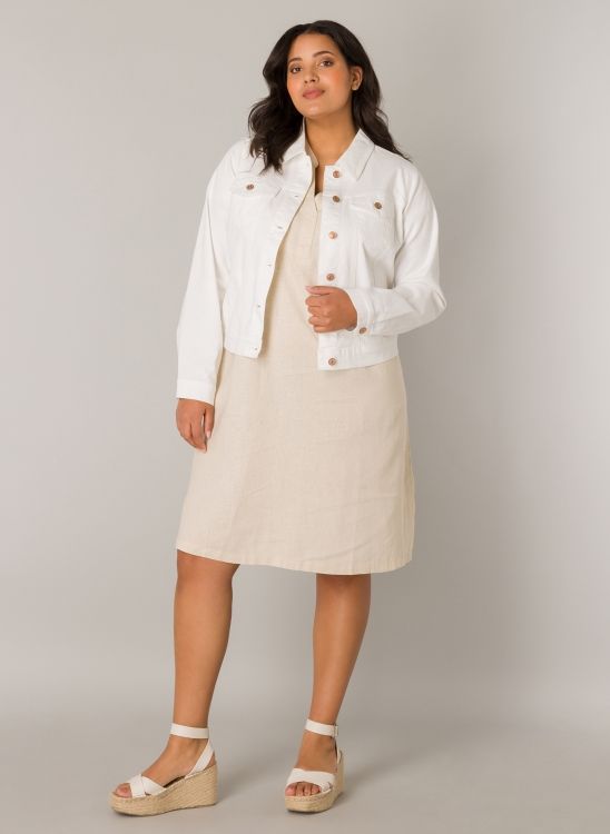 Base Level Curvy Yamila White White 7000095