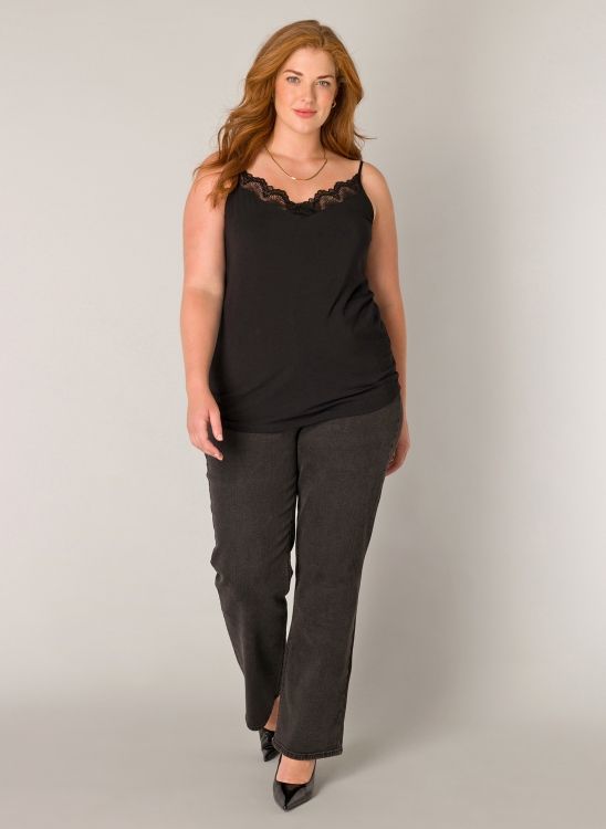 Base Level Curvy Yelina Black 7000105